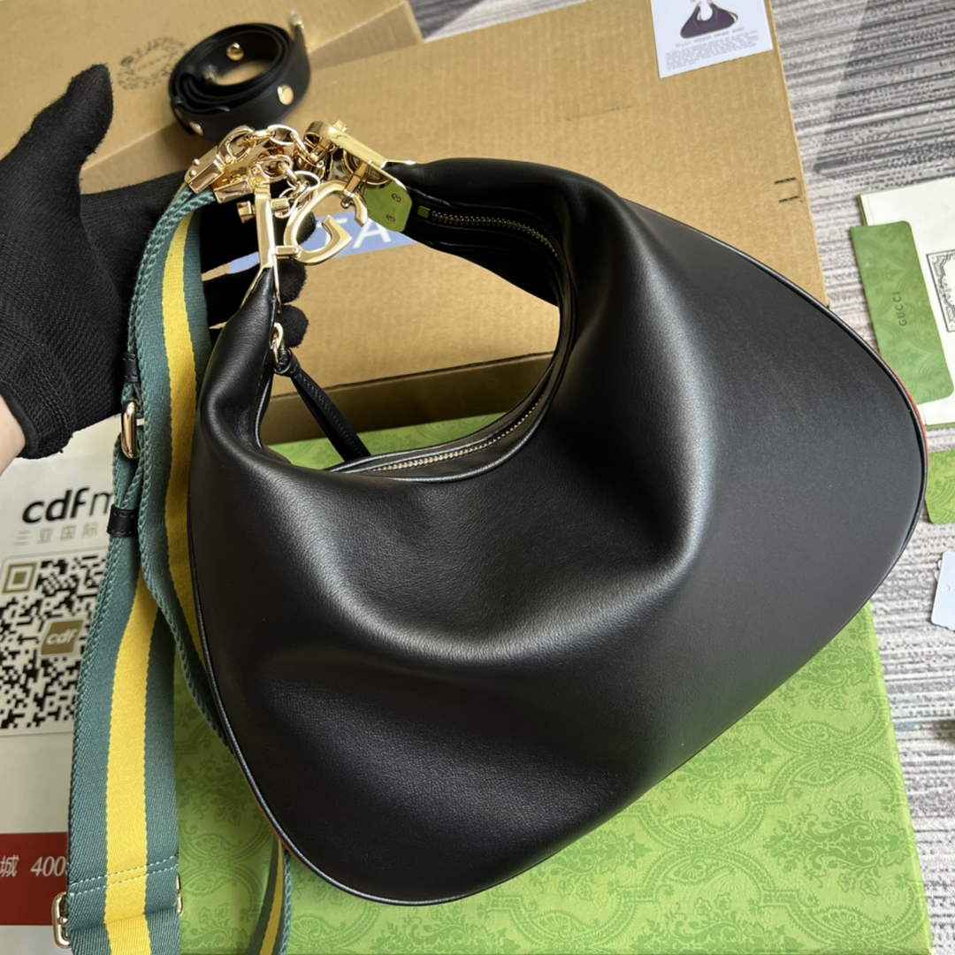 Gucci 702823 Attache large shoulder bag Black