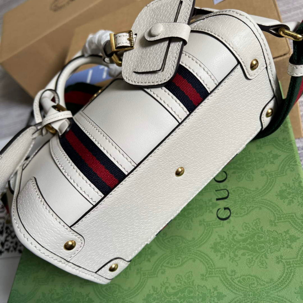 Gucci 715771 Mini canvas top handle bag White leather