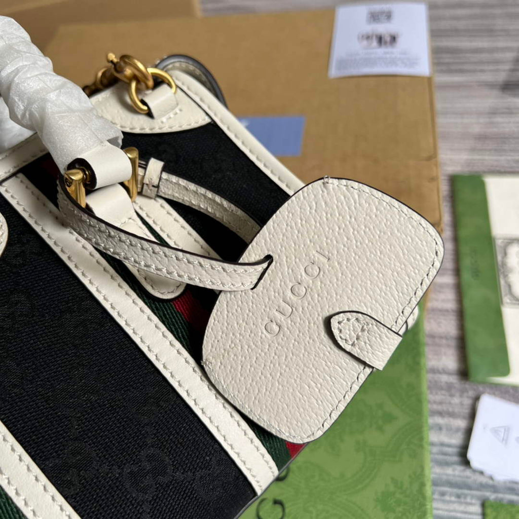 Gucci ‎Mini canvas top handle bag 715771 White leather