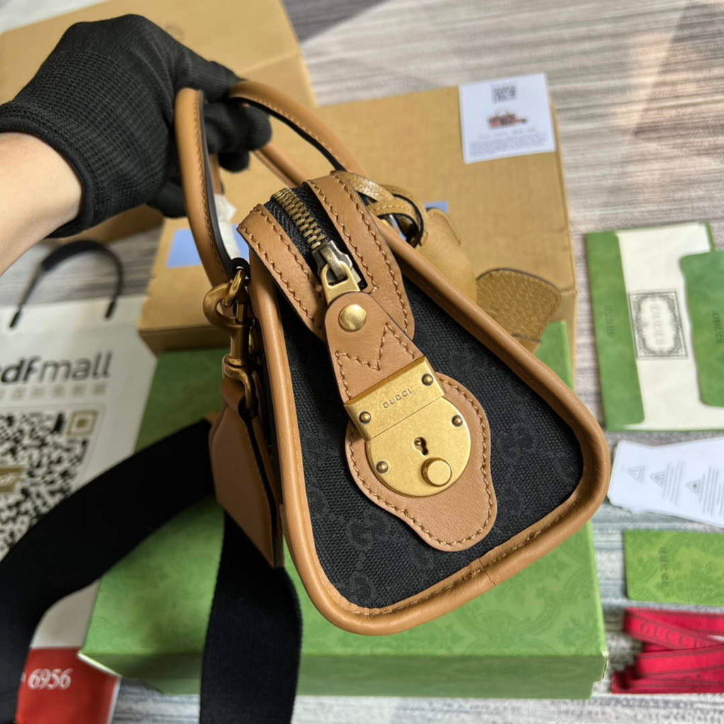 Gucci ‎715771 Mini canvas top handle bag Light brown leather