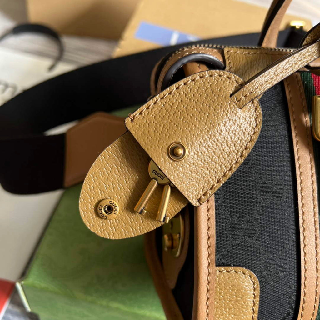 Gucci ‎715771 Mini canvas top handle bag Light brown leather