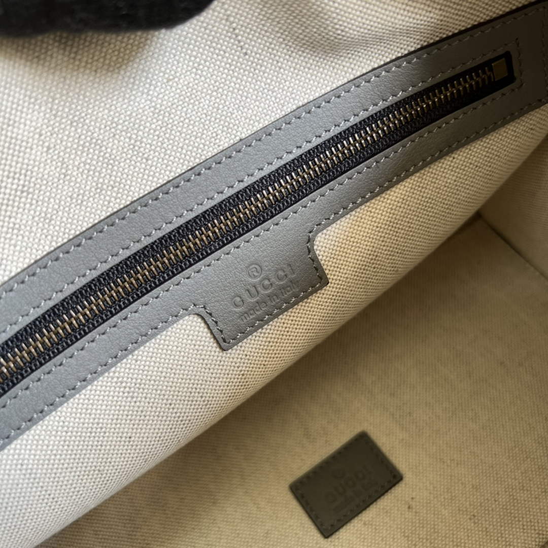 Gucci 715772 Small canvas top handle bag Gray leather