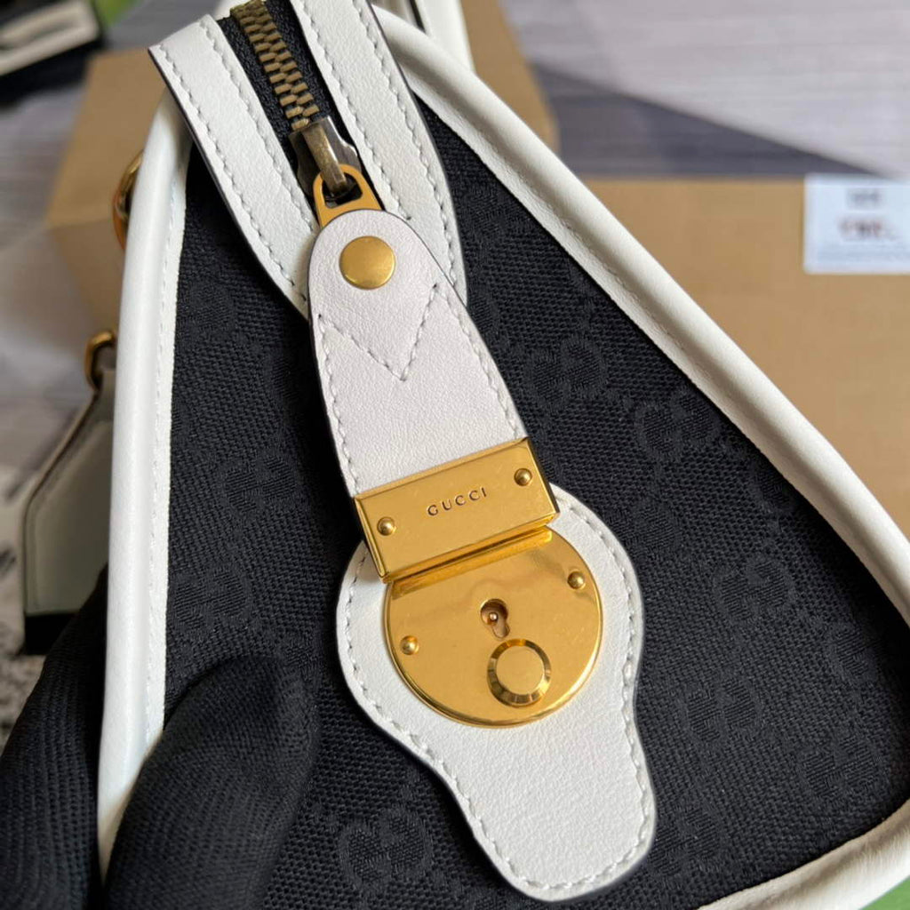Gucci 715772 Small canvas top handle bag White leather