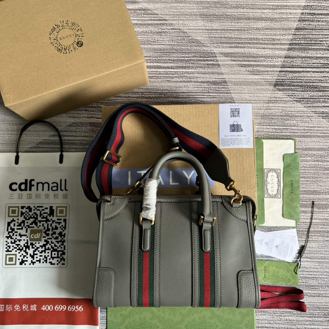 Gucci 715772 Small top handle bag with Double G Gray leather