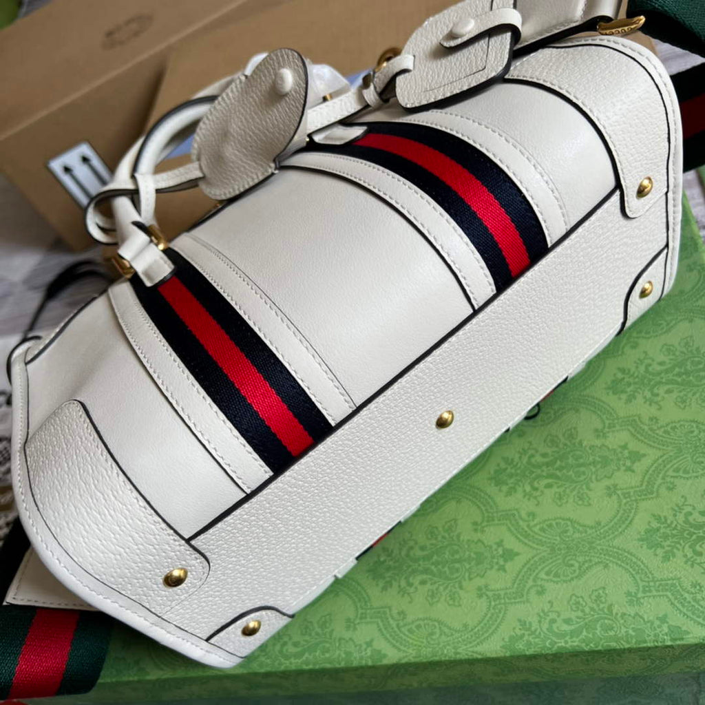 Gucci 715772 Small top handle bag with Double G White leather