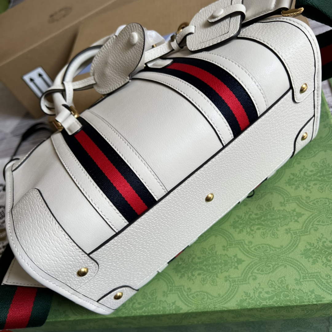 Gucci 715772 Small top handle bag with Double G White leather