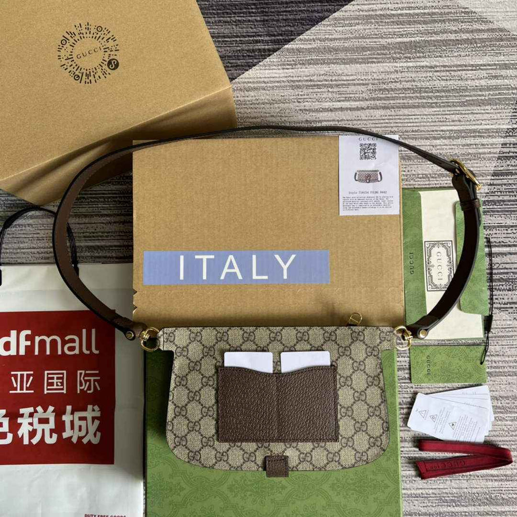 Gucci 718154 Blondie belt bag Beige GG Supreme canvas