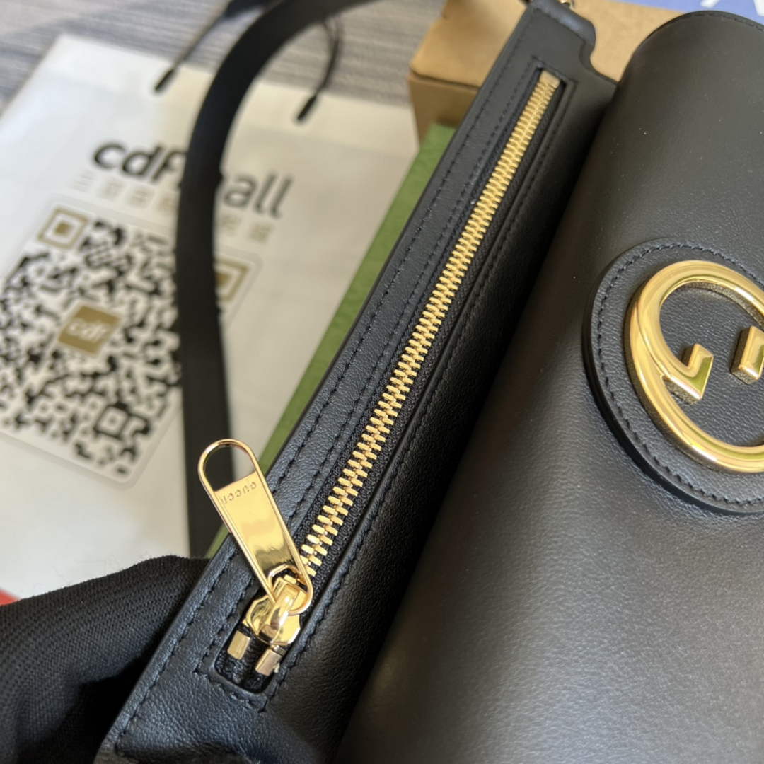 Gucci 718154 Blondie belt bag black leather