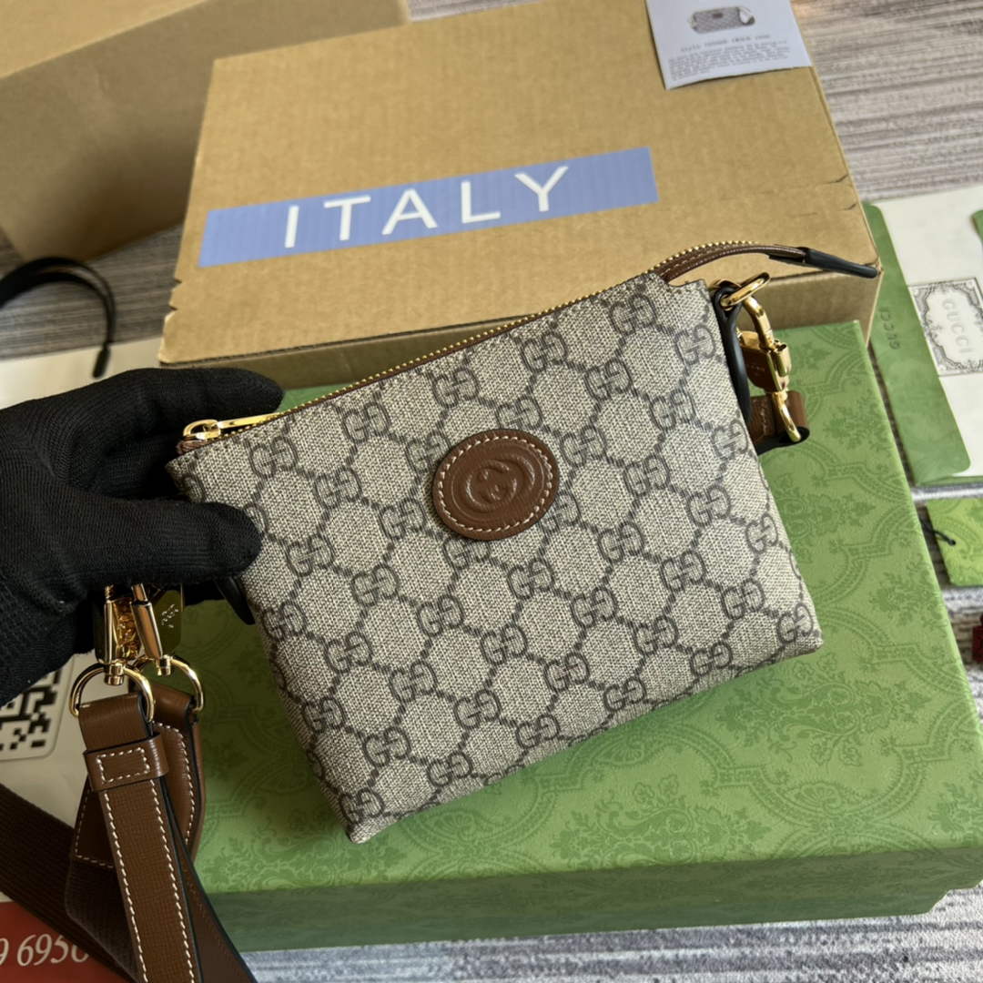 Gucci ‎723306 Messenger bag with Interlocking G Beige Supreme canvas