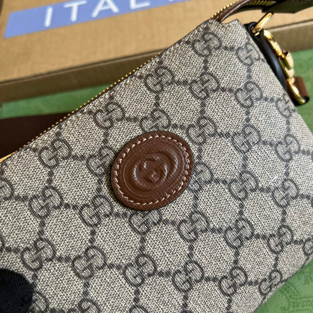 Gucci ‎723306 Messenger bag with Interlocking G Beige Supreme canvas