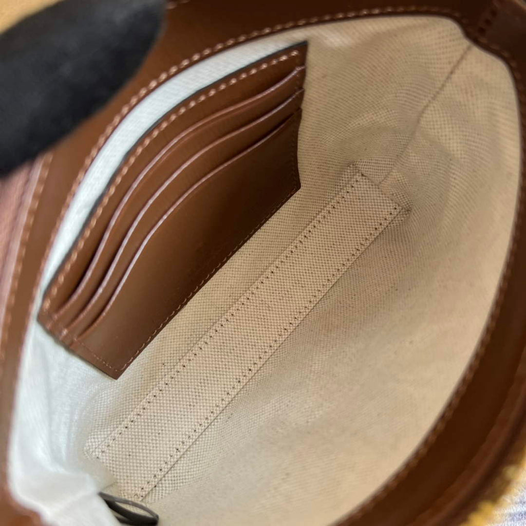 Gucci ‎723306 Messenger bag with Interlocking G Beige Supreme canvas