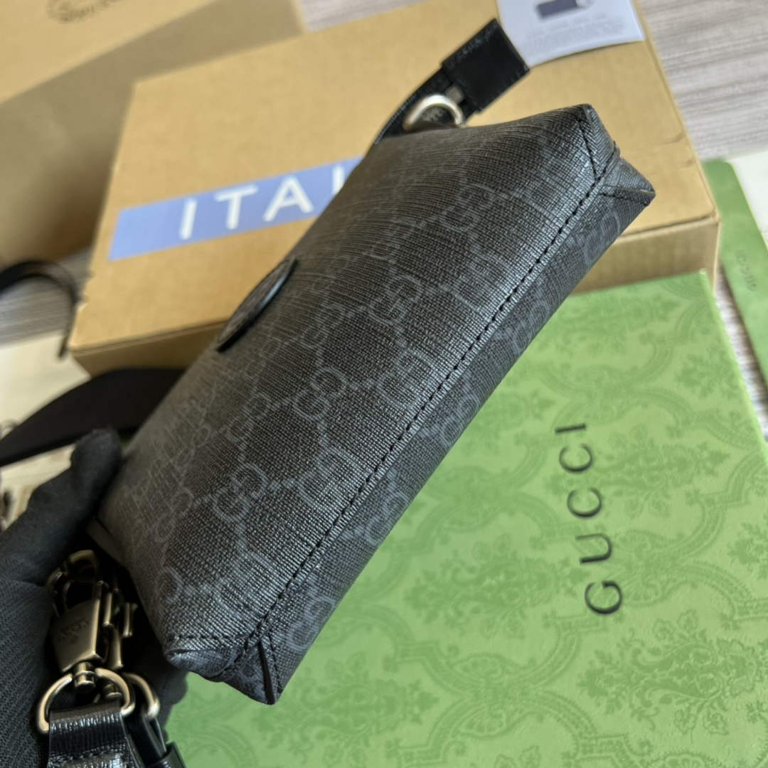 Gucci ‎723306 Messenger bag with Interlocking G Black Supreme canvas