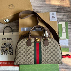 Beige GG Supreme canvas