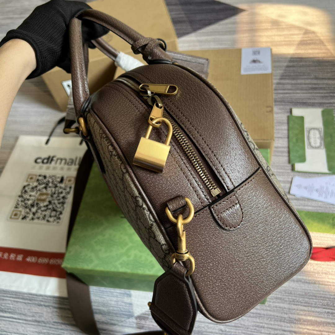 Gucci 723309 Savoy medium bowling bag Beige GG Supreme canvas