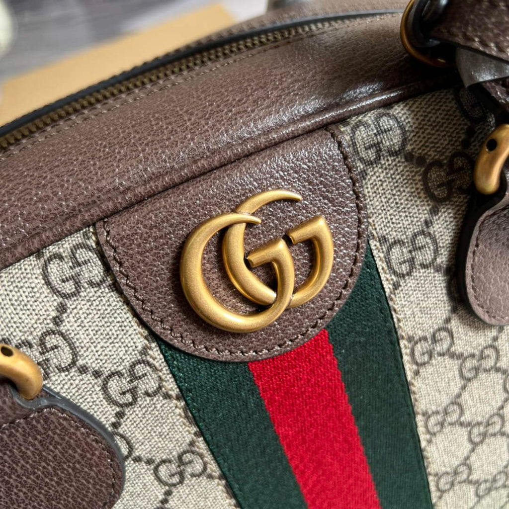 Gucci 723309 Savoy medium bowling bag Beige GG Supreme canvas