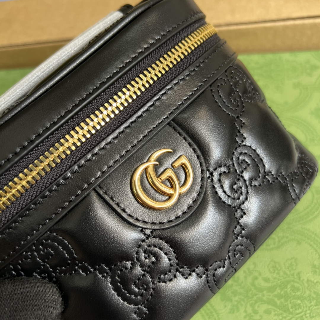 Gucci ‎723770 GG Matelassé top handle mini bag Black leather