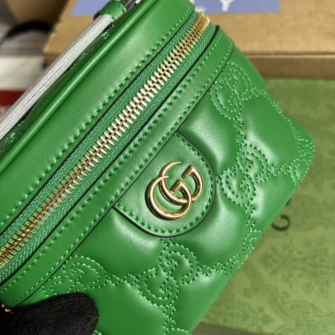 Gucci ‎723770 GG Matelassé top handle mini bag green leather