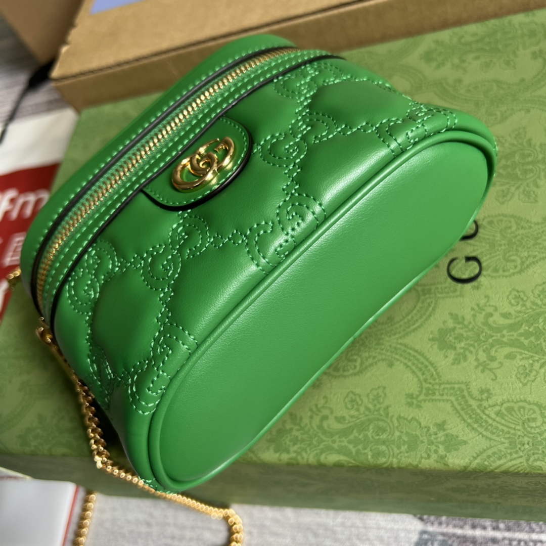 Gucci ‎723770 GG Matelassé top handle mini bag green leather