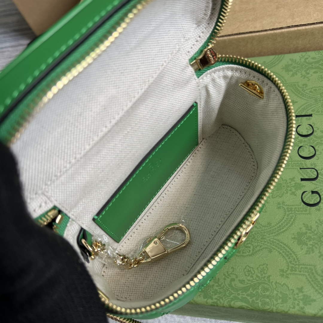 Gucci ‎723770 GG Matelassé top handle mini bag green leather