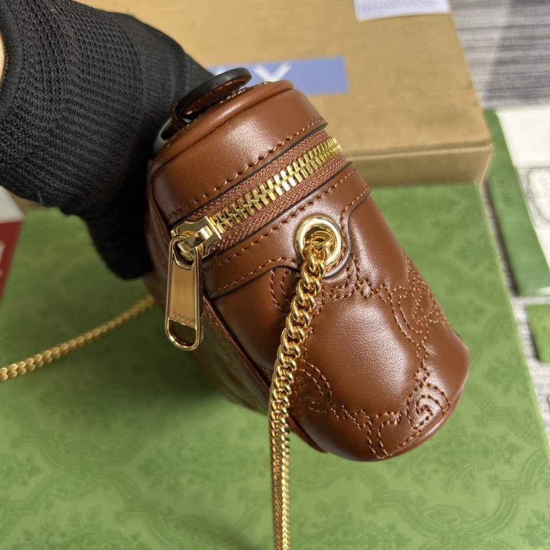 Gucci ‎723770 GG Matelassé top handle mini bag Brown leather