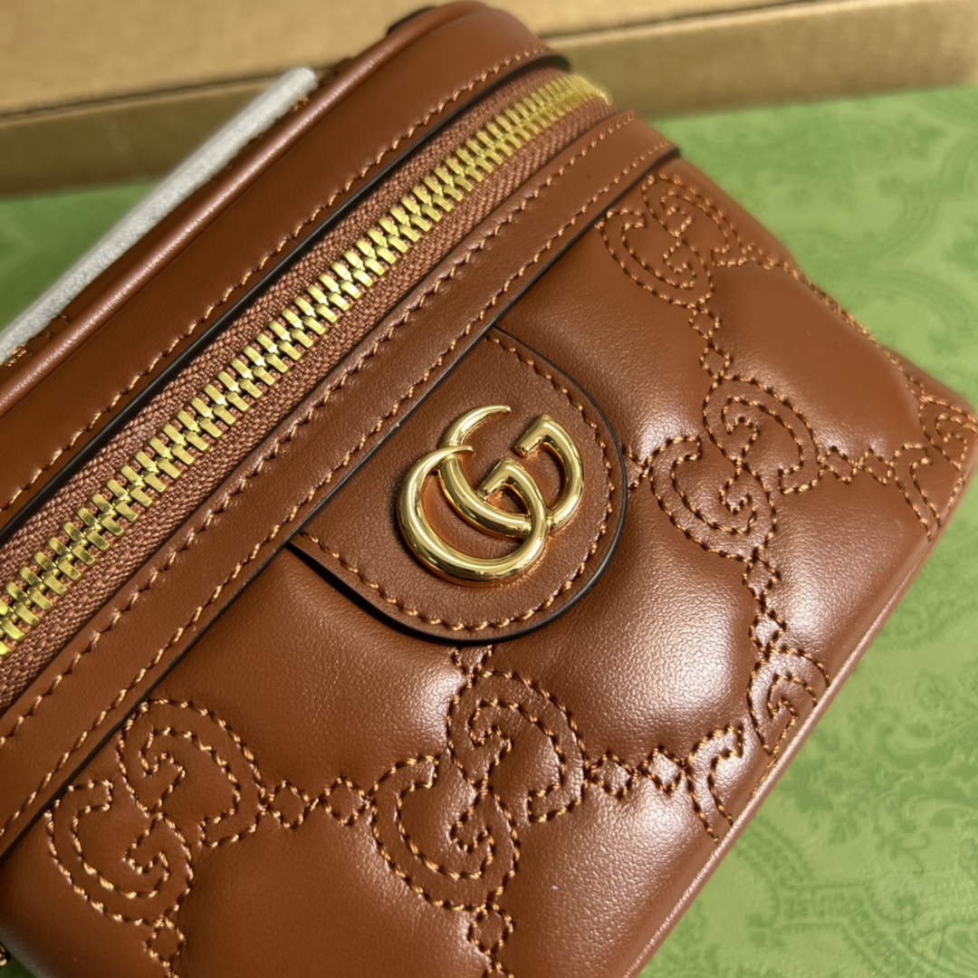 Gucci ‎723770 GG Matelassé top handle mini bag Brown leather