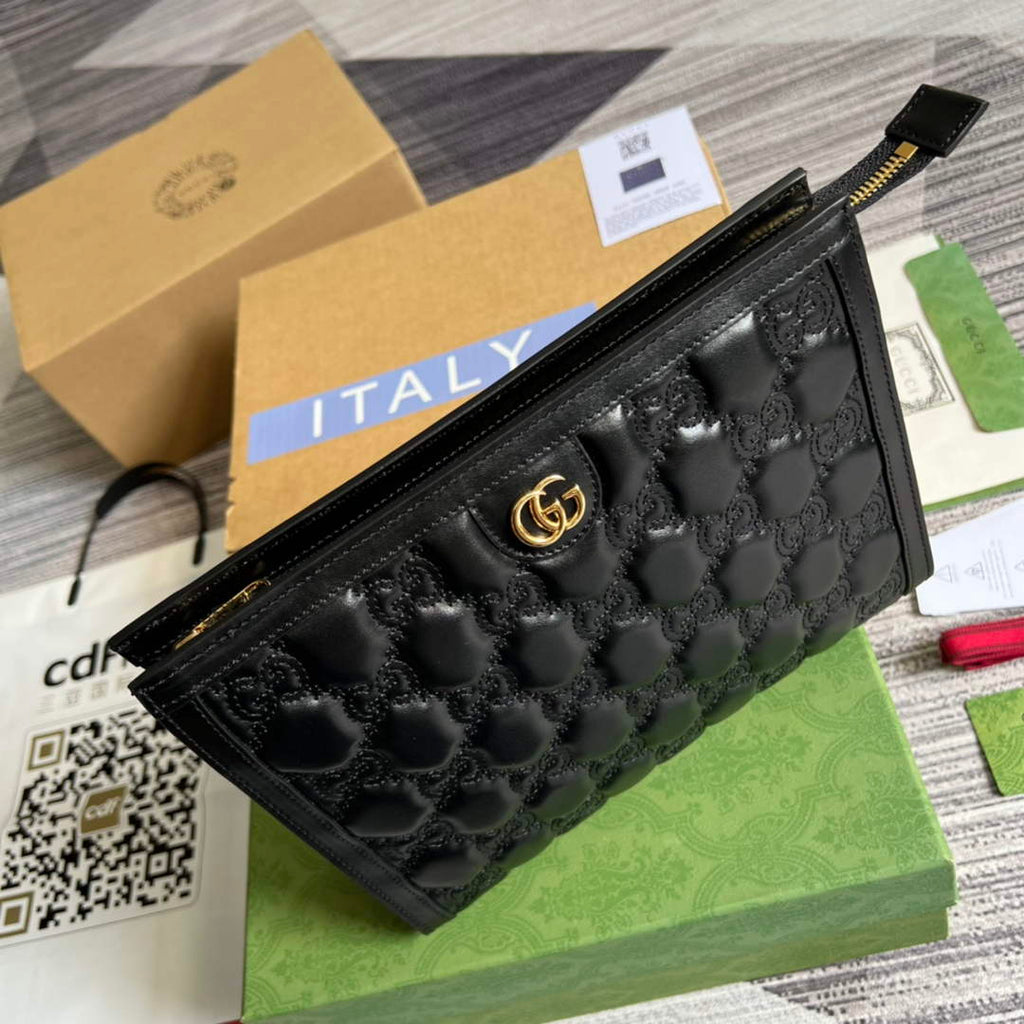 Gucci 723780 GG Matelassé pouch black