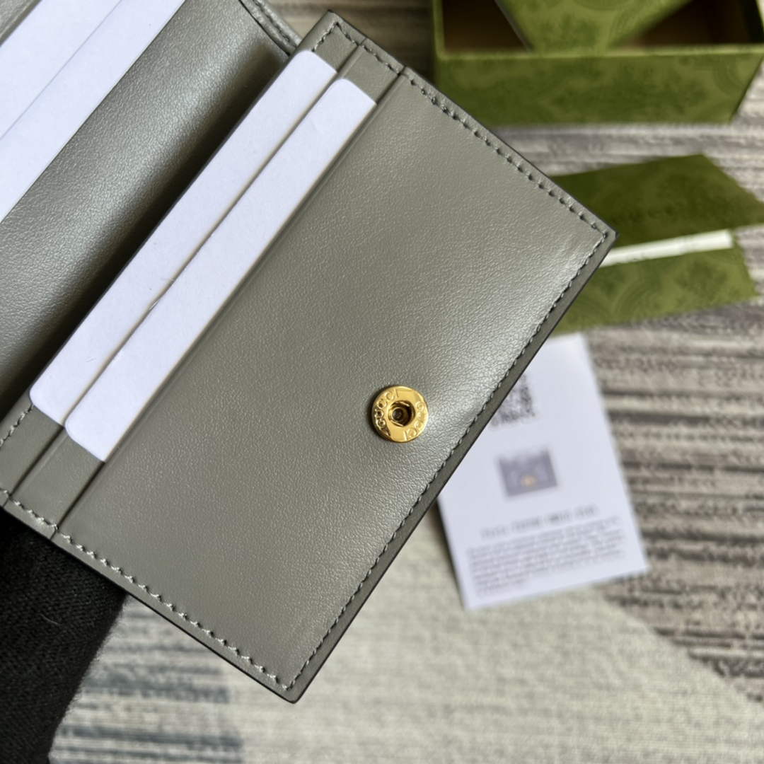 Gucci 723786 GG Matelassé card case wallet gray leather