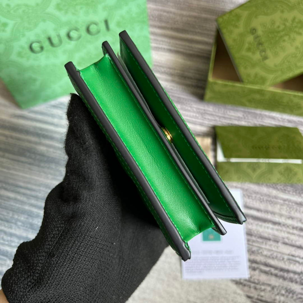 Gucci 723786 GG Matelassé card case wallet green leather