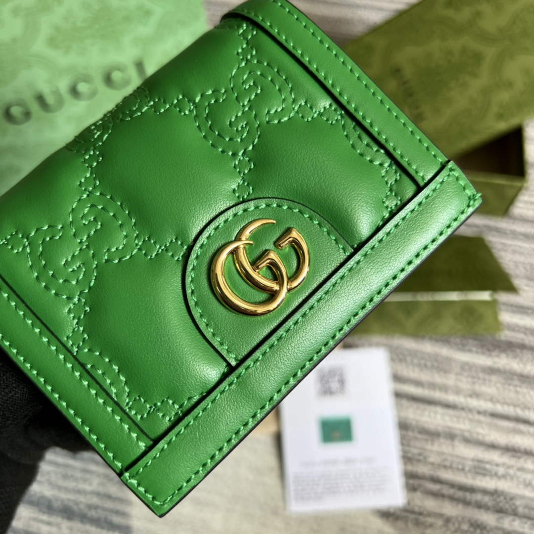 Gucci 723786 GG Matelassé card case wallet green leather
