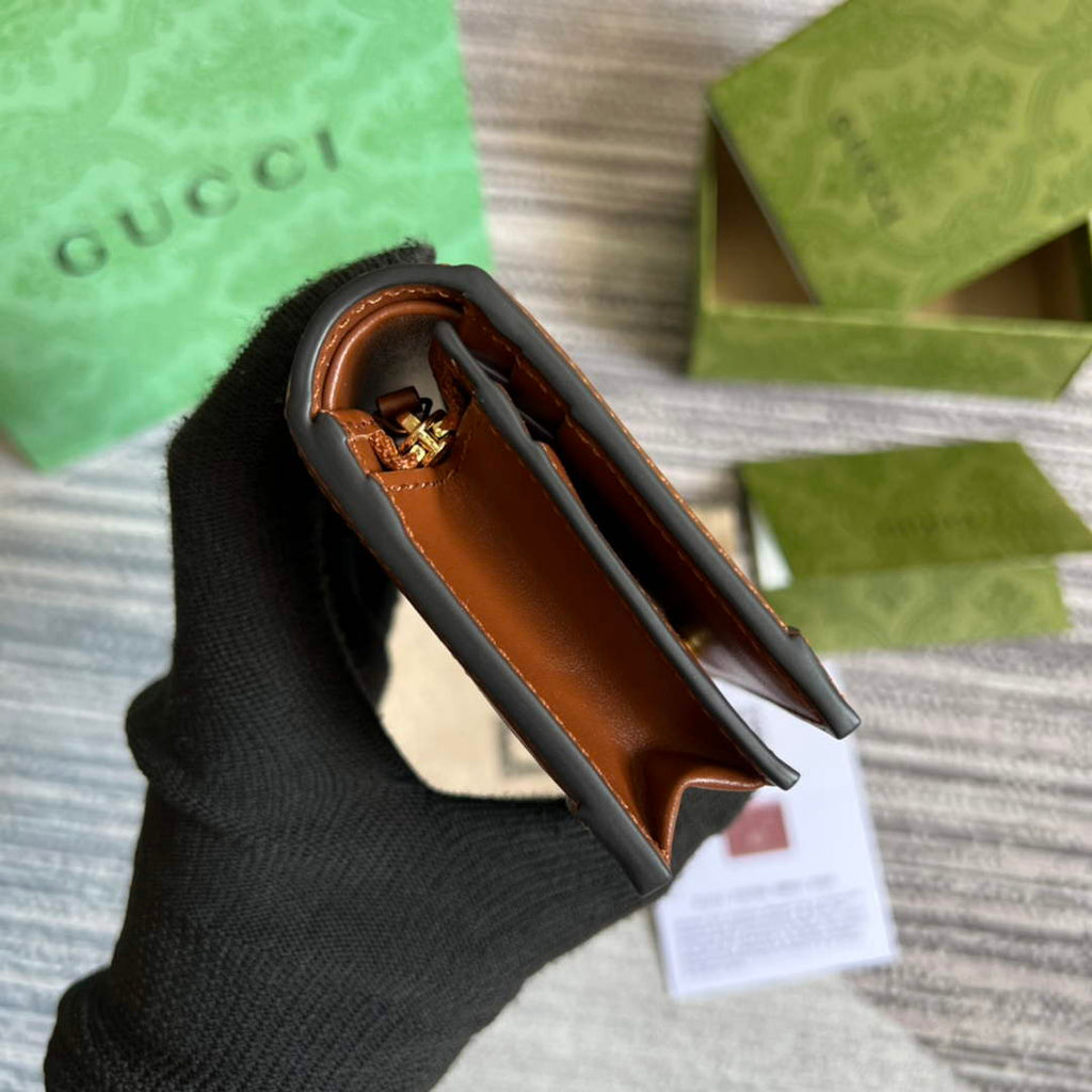 Gucci 723786 GG Matelassé card case wallet brown leather