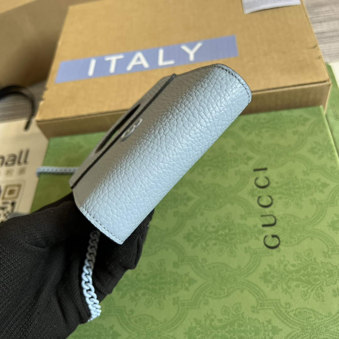Gucci 701074 GG Marmont top handle card case wallet blue leather