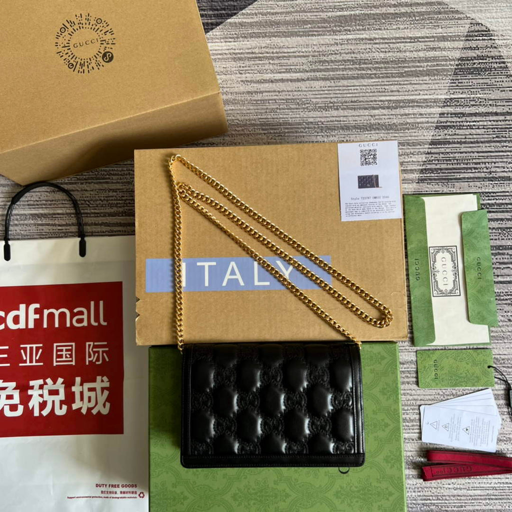 Gucci ‎723787 GG Matelassé chain wallet black leather