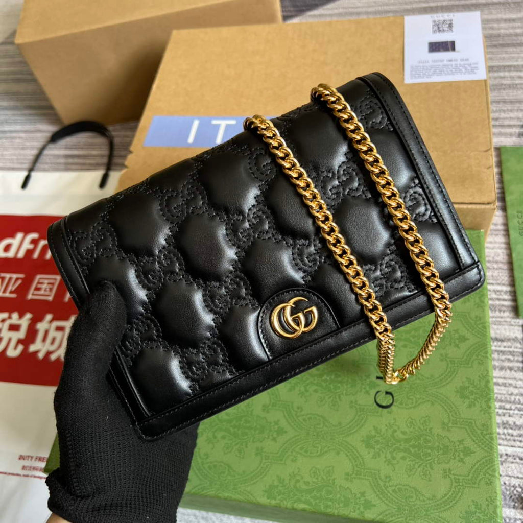 Gucci ‎723787 GG Matelassé chain wallet black leather