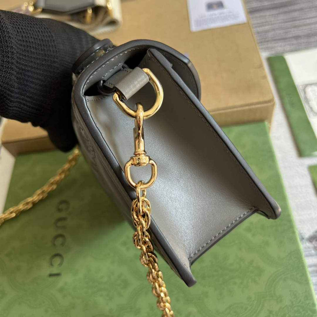 Gucci 724499 GG matelassé small top handle bag Gray leather