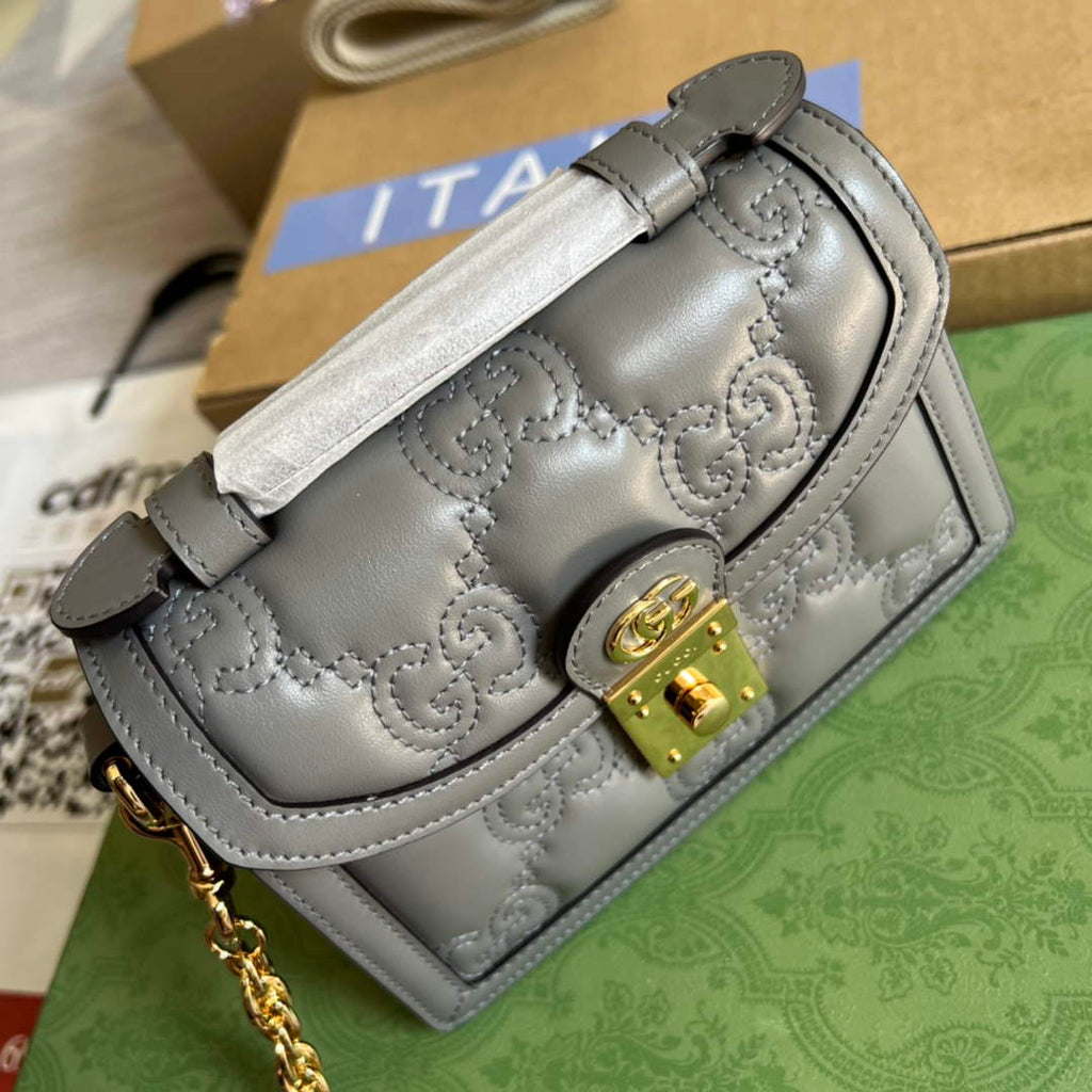 Gucci 724499 GG matelassé small top handle bag Gray leather