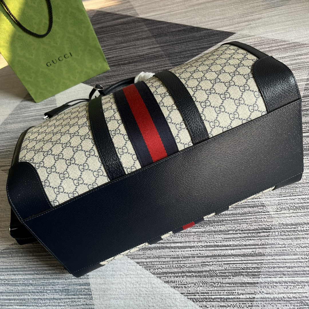 Gucci 724642 Savoy small duffle bag Beige and blue GG Supreme canvas