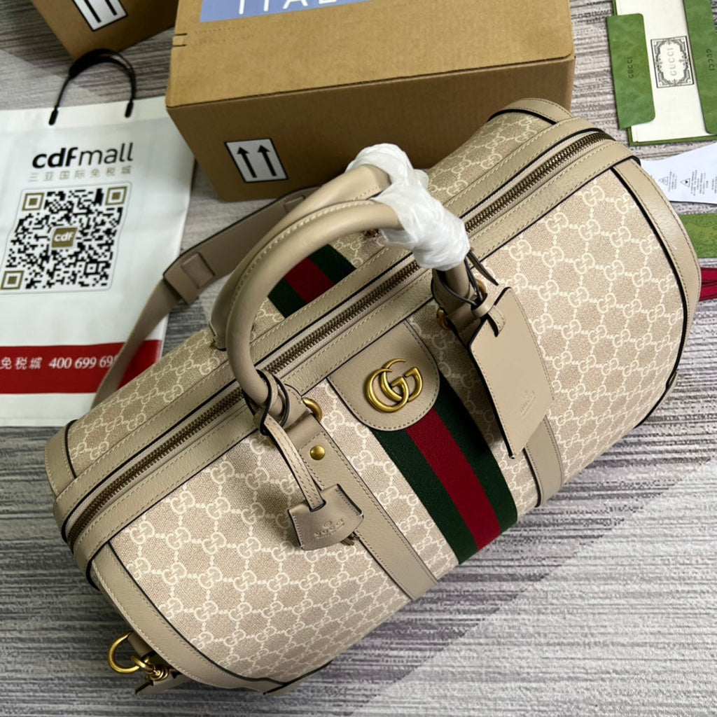 Gucci 724642 Savoy small duffle bag Beige and white GG Supreme canvas