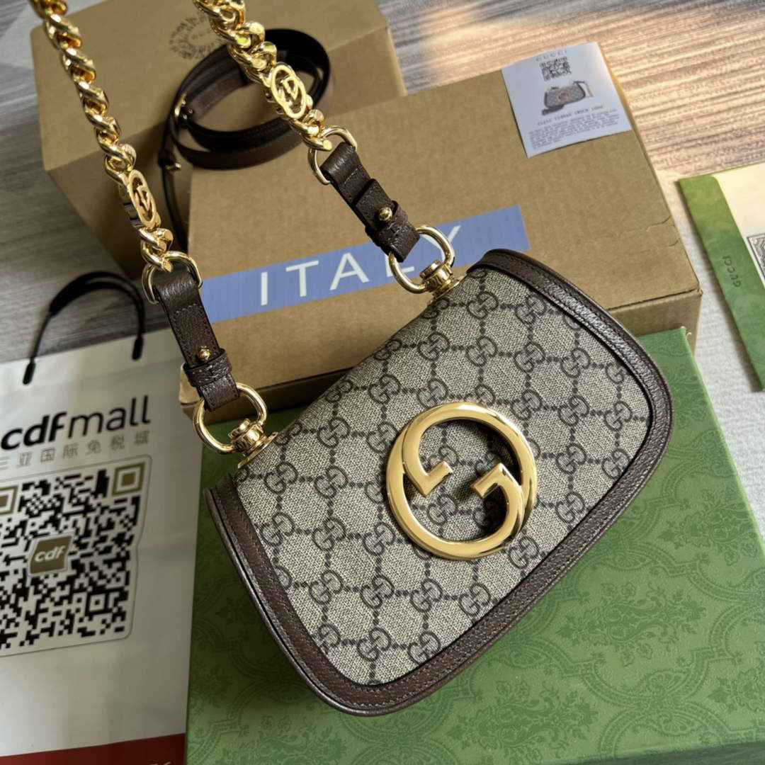Gucci 724645 Blondie mini shoulder bag GG Beige