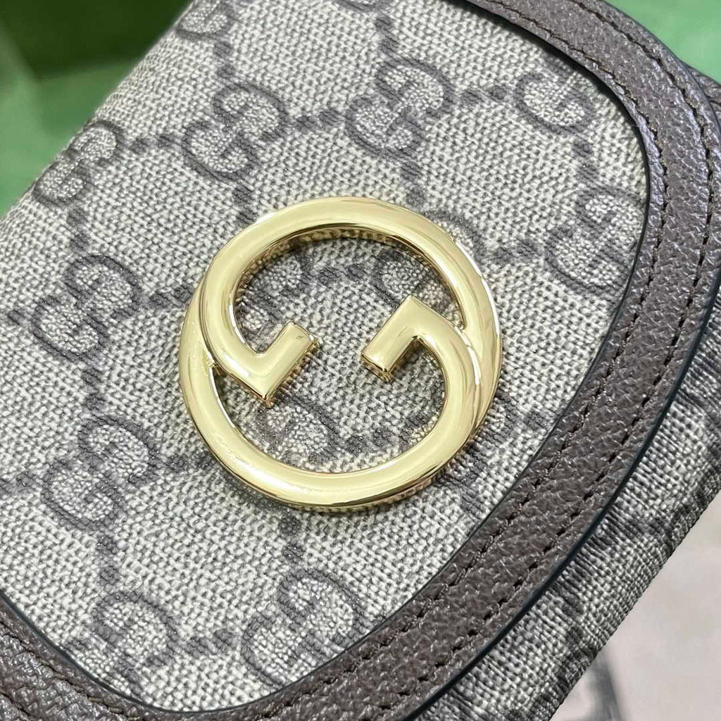 Gucci 725219 Blondie medium chain wallet in brown leather