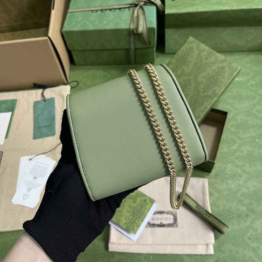 Gucci 725219 Blondie medium chain wallet in green leather