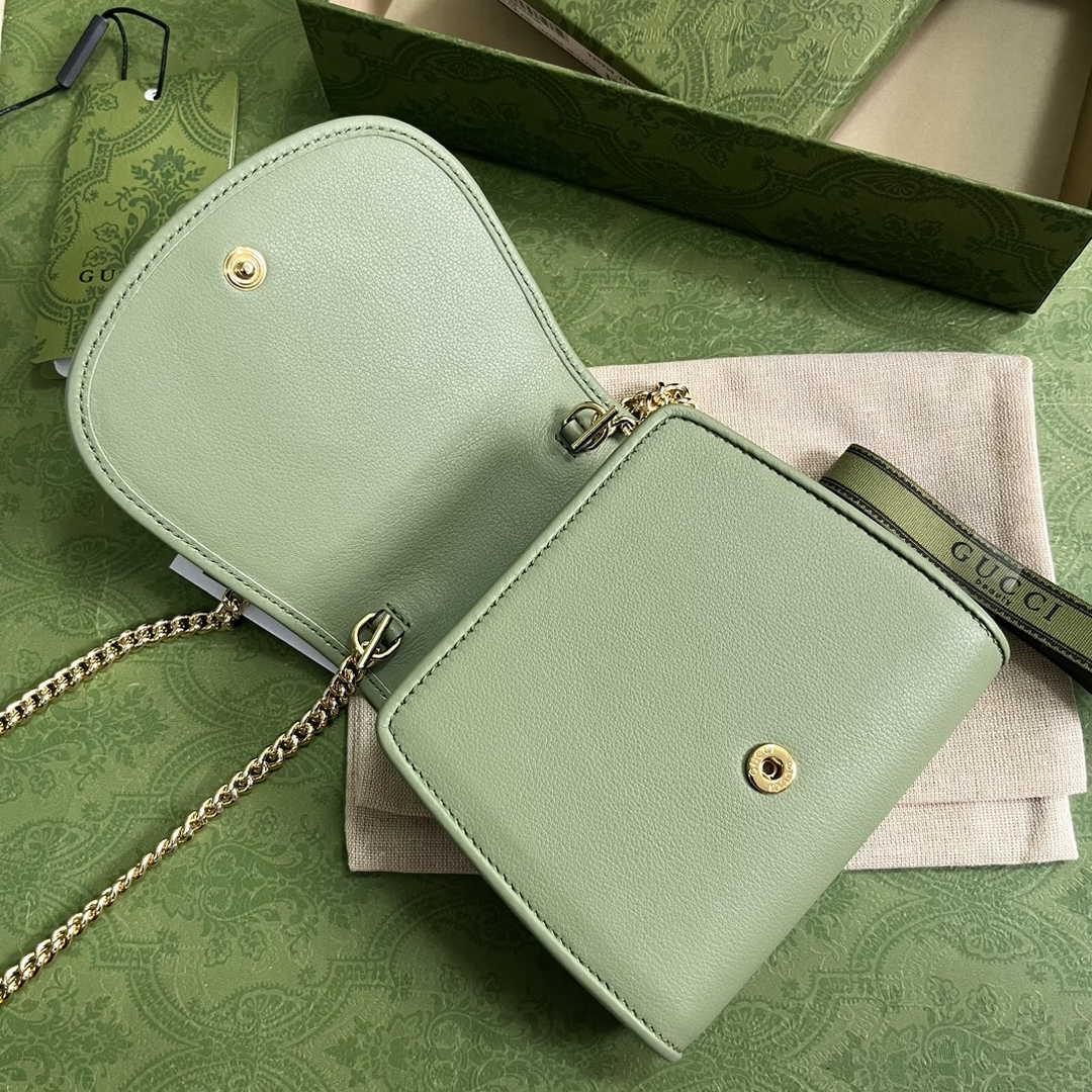 Gucci 725219 Blondie medium chain wallet in green leather