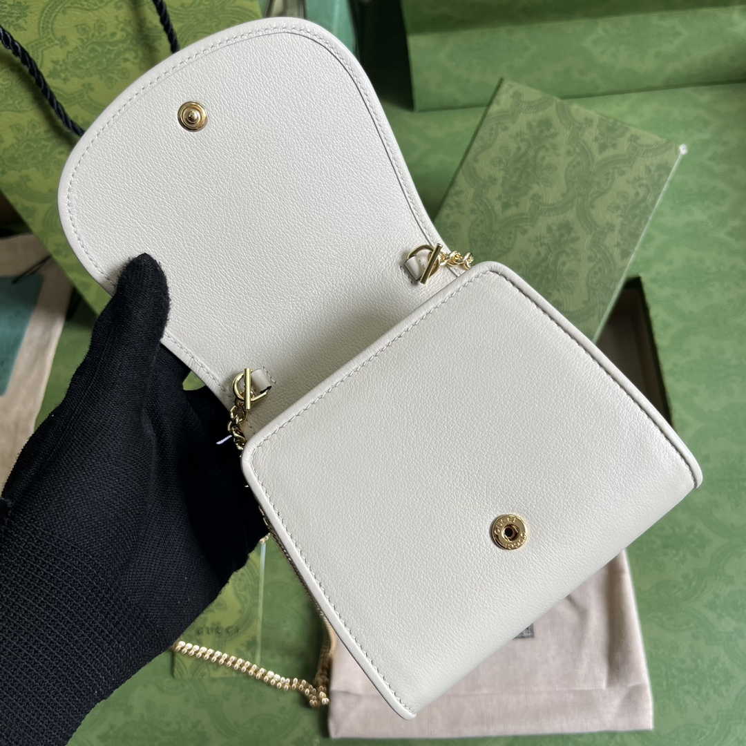 Gucci 725219 Blondie medium chain wallet in white leather