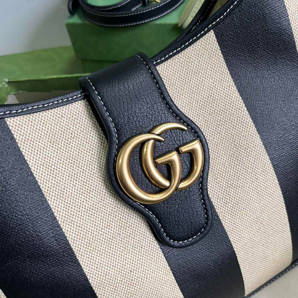 Gucci 726274 Aphrodite medium shoulder bag Black white