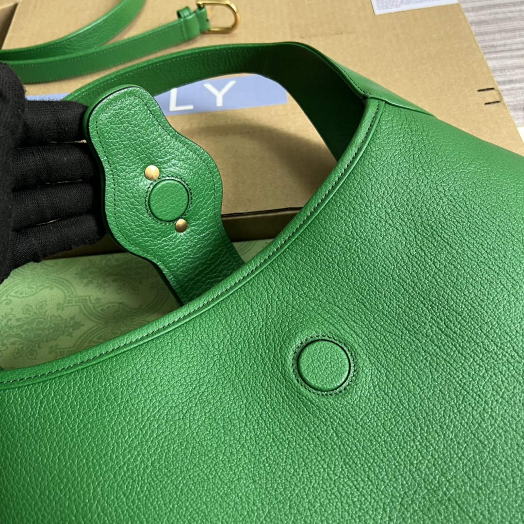 Gucci 726274 Aphrodite medium shoulder bag Green soft leather