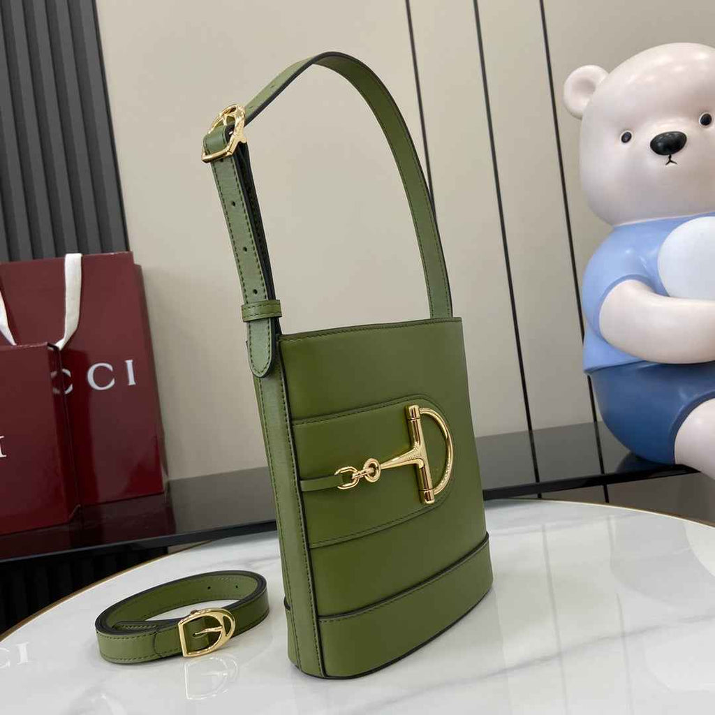 Gucci 73 mini bucket bag, 833665 in green leather