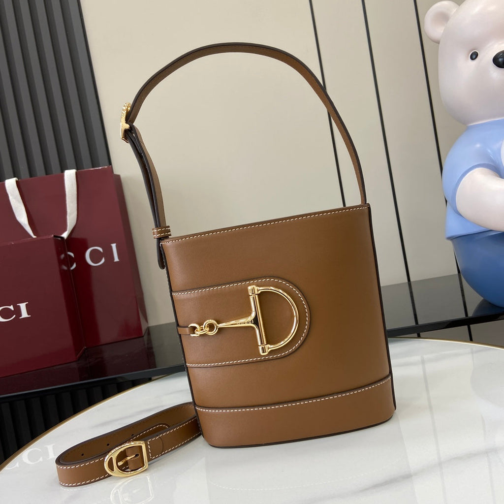 Gucci 73 mini bucket bag, 833665 in brown leather