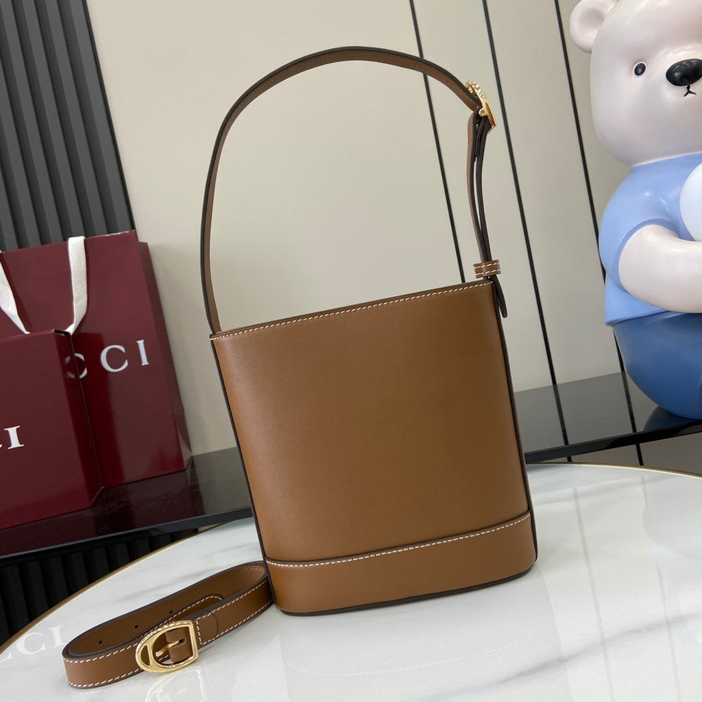 Gucci 73 mini bucket bag, 833665 in brown leather