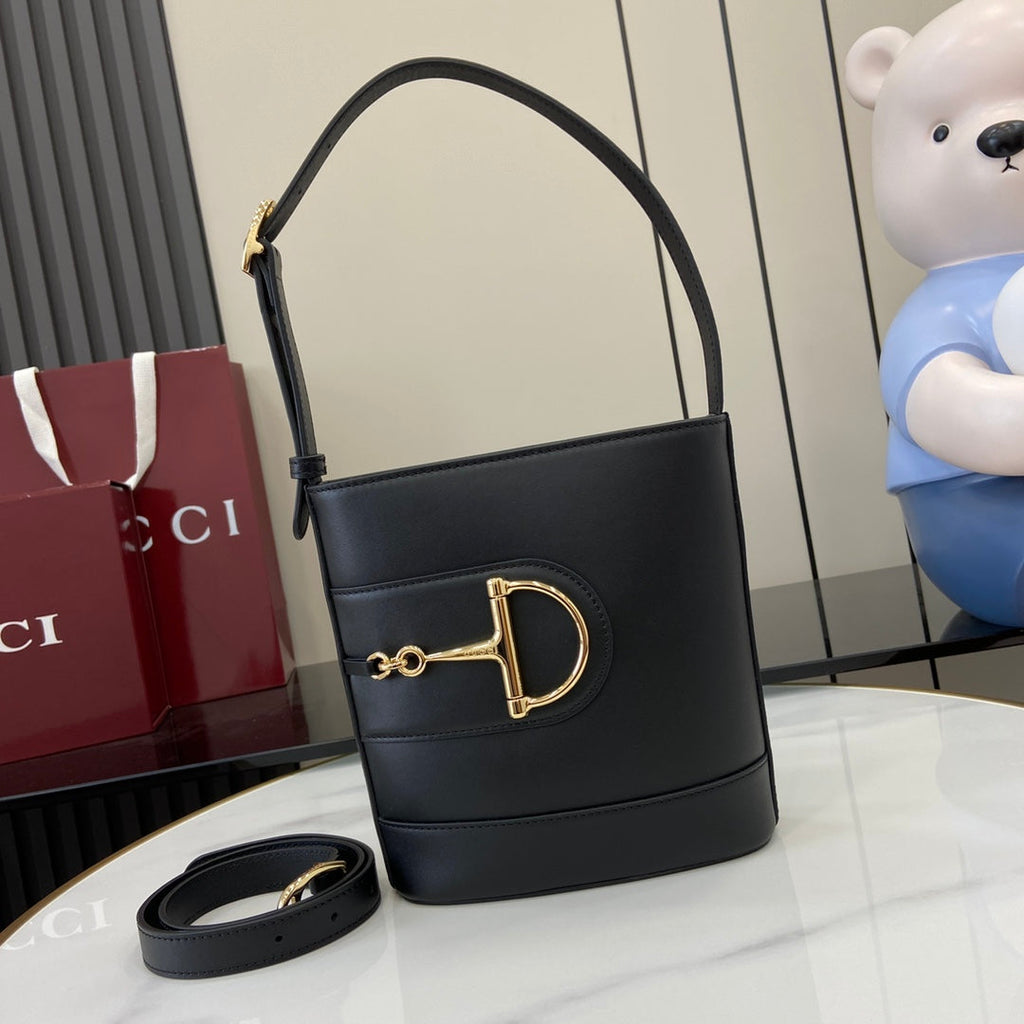 Gucci 73 mini bucket bag, 833665 in black leather