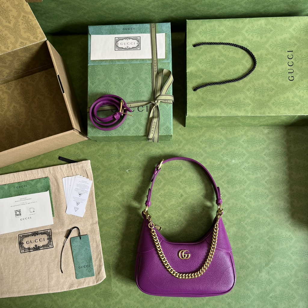 Gucci 731817 Aphrodite small shoulder bag in purple leather