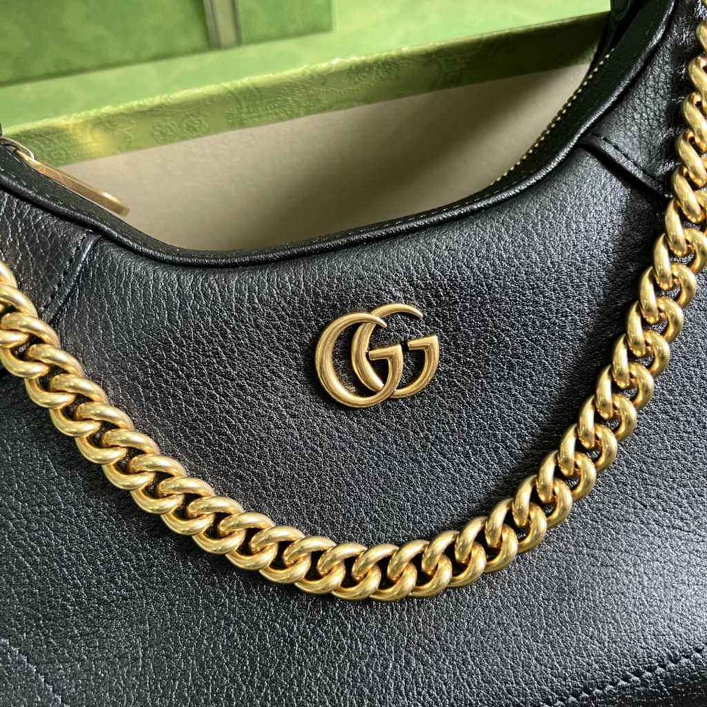 Gucci 731817 Aphrodite small shoulder bag in black leather